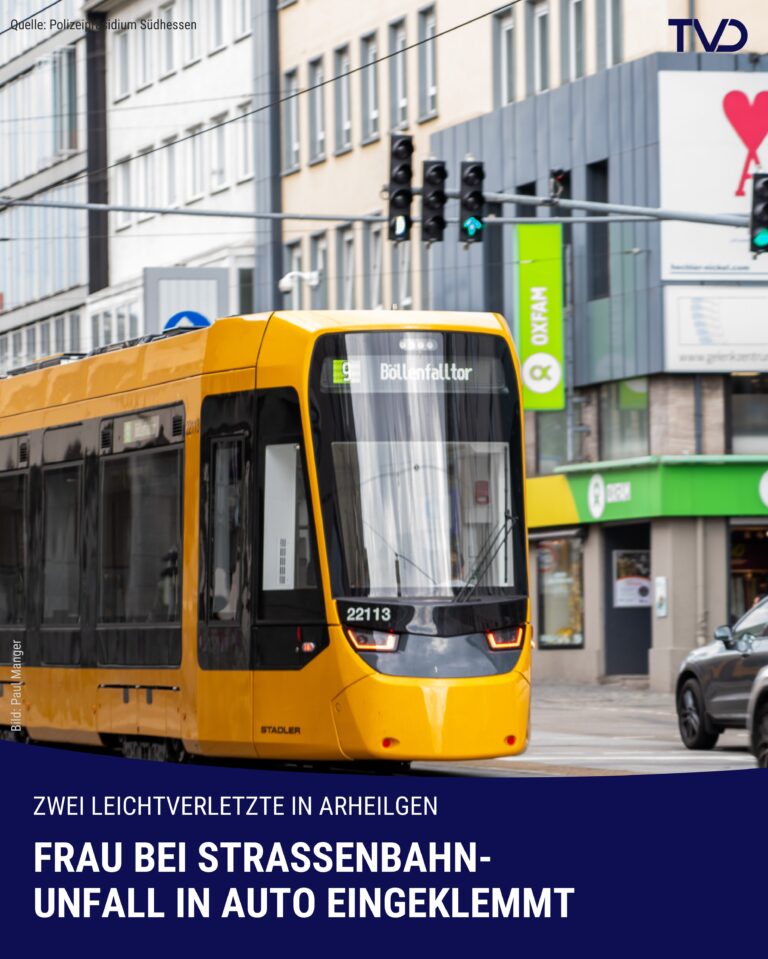 Frau bei Straßenbahn-Unfall in Arheilgen in Auto eingeklemmt