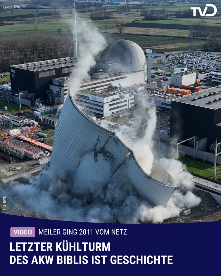 Letzter AKW-Kühlturm in Biblis zum Einsturz gebracht